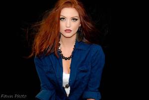 547713_268161679975225_481887346_n