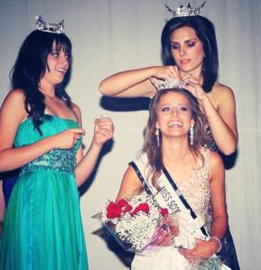 1098254_559433060784605_1198307665_n