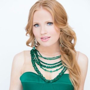 Miss-Iowa---Aly-Olson