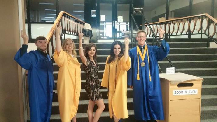 13256497_626376450845432_4159806744571585281_n